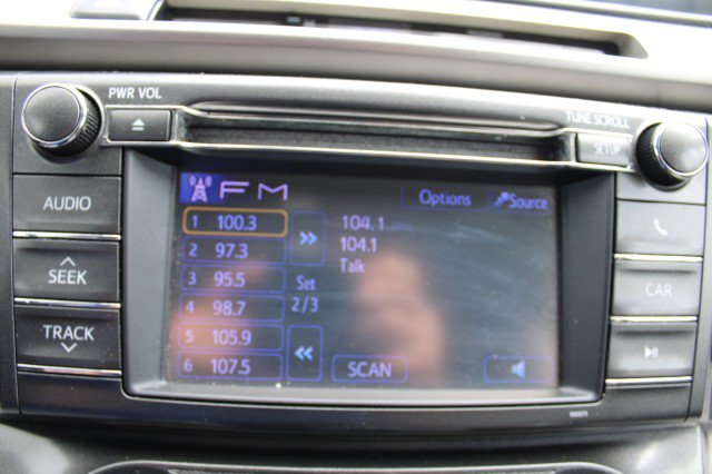 Used 2013 Toyota RAV4 LE FWD image 23