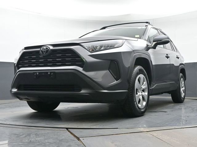 Used 2021 Toyota RAV4 LE AWD/4WD image 28
