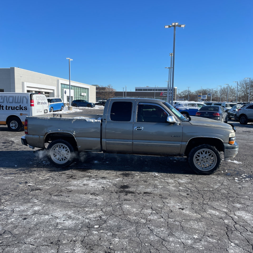Used 2002 Chevrolet Silverado 1500 LT w/ Off-Road Chassis Pkg AWD/4WD image 10