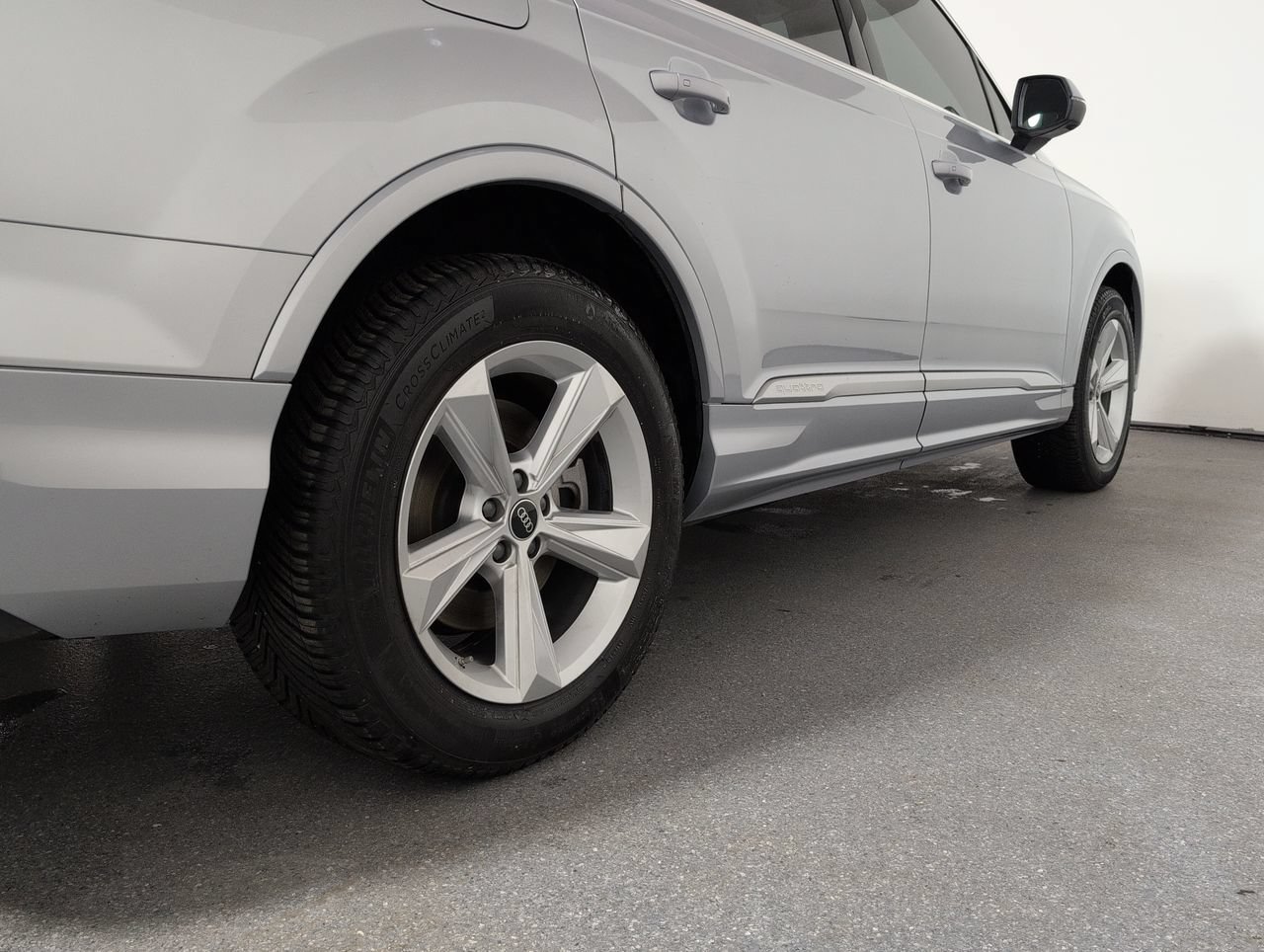 Used 2022 Audi Q7 3.0T Premium AWD/4WD image 3