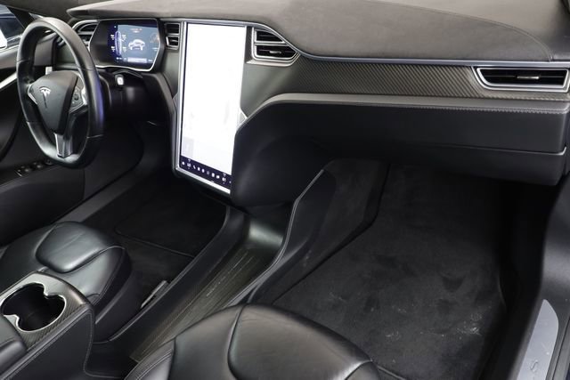 Used 2015 Tesla Model S 85D image 23