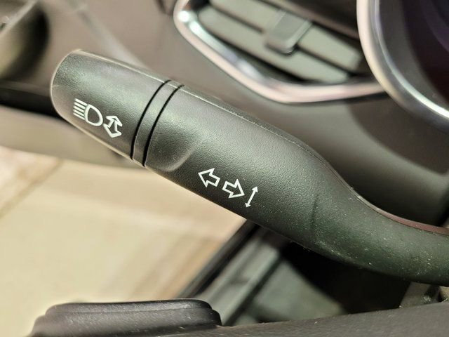 Used 2021 Chevrolet Malibu LT image 47