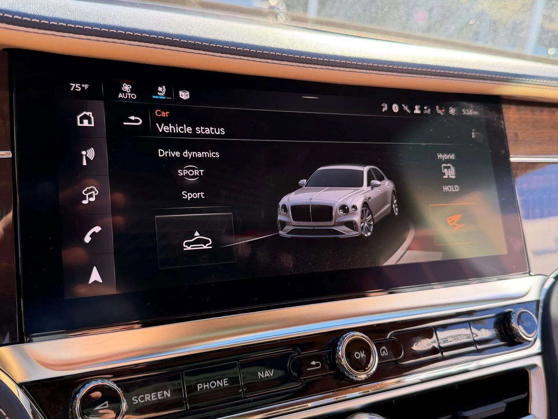 Used 2025 Bentley Flying Spur Plug-In Hybrid image 48