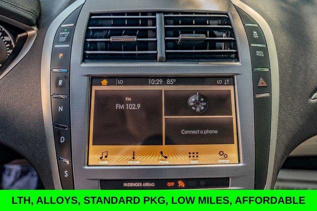 Used 2019 Lincoln MKZ Premiere FWD image 26