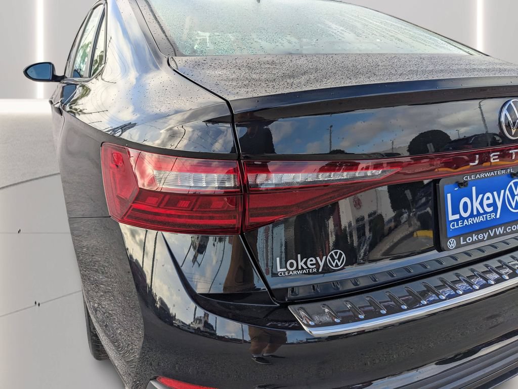 New 2026 Volkswagen Jetta SE FWD image 7