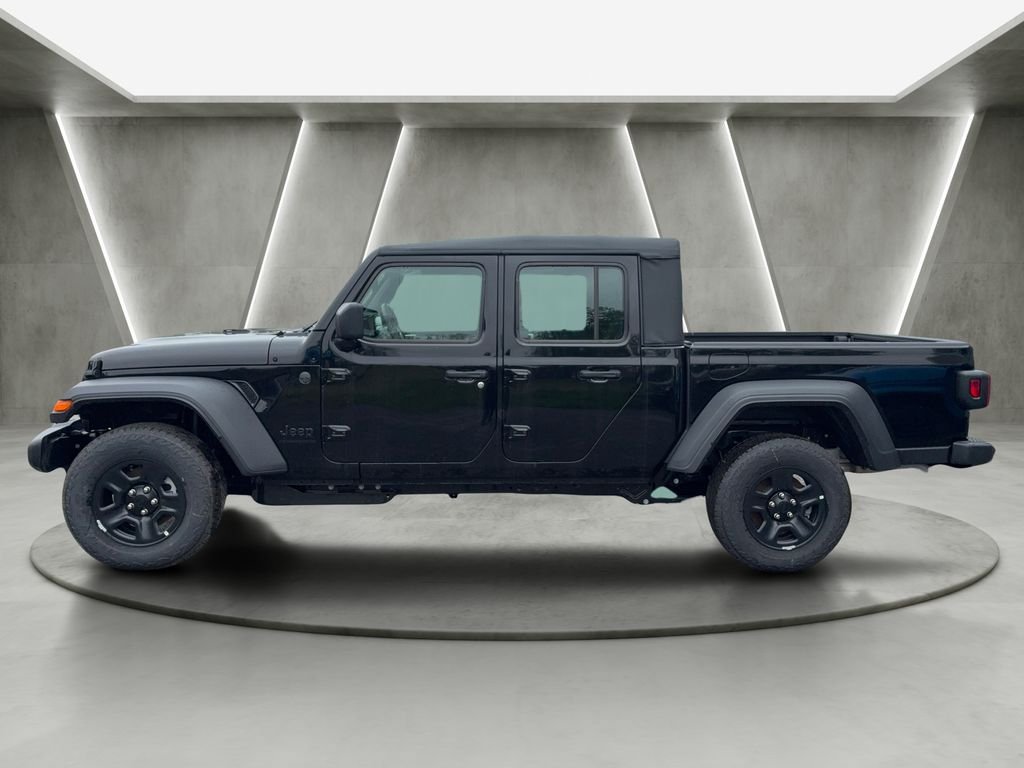 New 2026 Jeep Gladiator Sport AWD/4WD image 4