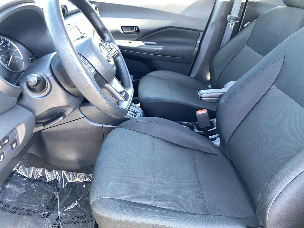 Certified 2025 Nissan Kicks Play S FWD image 27