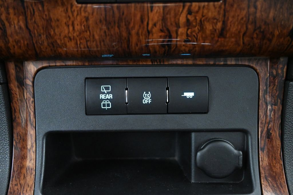 Used 2013 Chevrolet Traverse LT FWD image 30