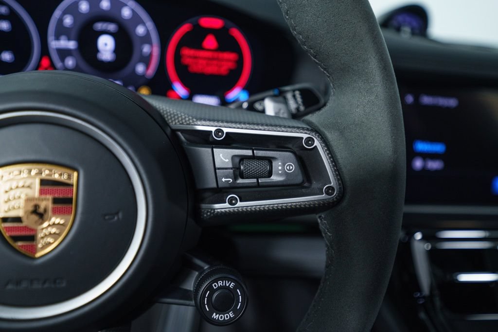 Certified 2025 Porsche Panamera GTS AWD/4WD image 25