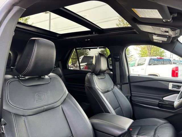 Used 2024 Ford Explorer ST w/ Equipment Group 401A AWD/4WD image 54