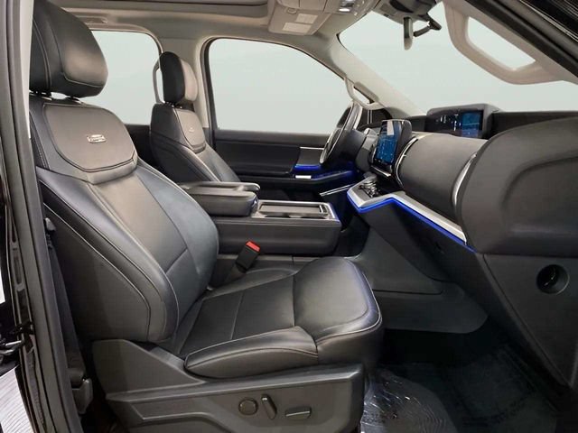 Used 2025 Ford Expedition Max Platinum AWD/4WD image 28