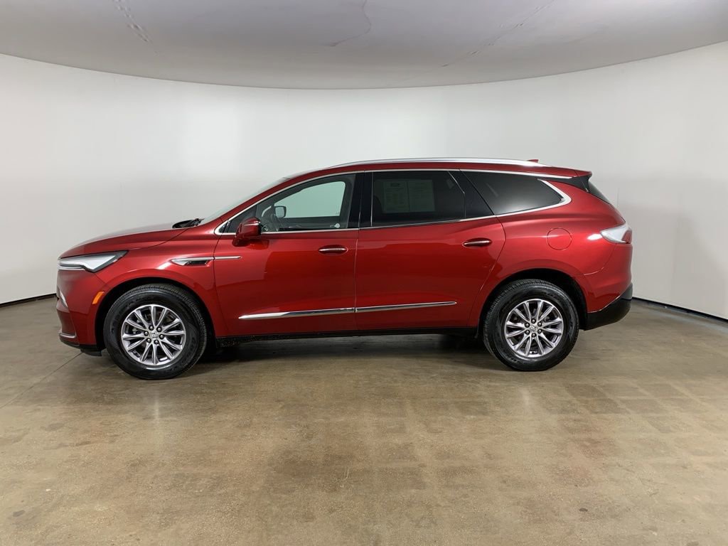 Used 2024 Buick Enclave Premium image 19