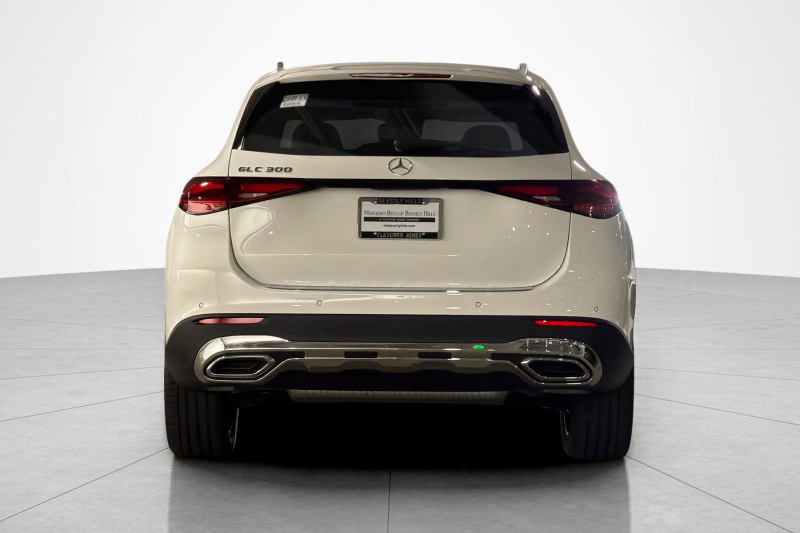 New 2027 Mercedes-Benz GLC 300 image 4