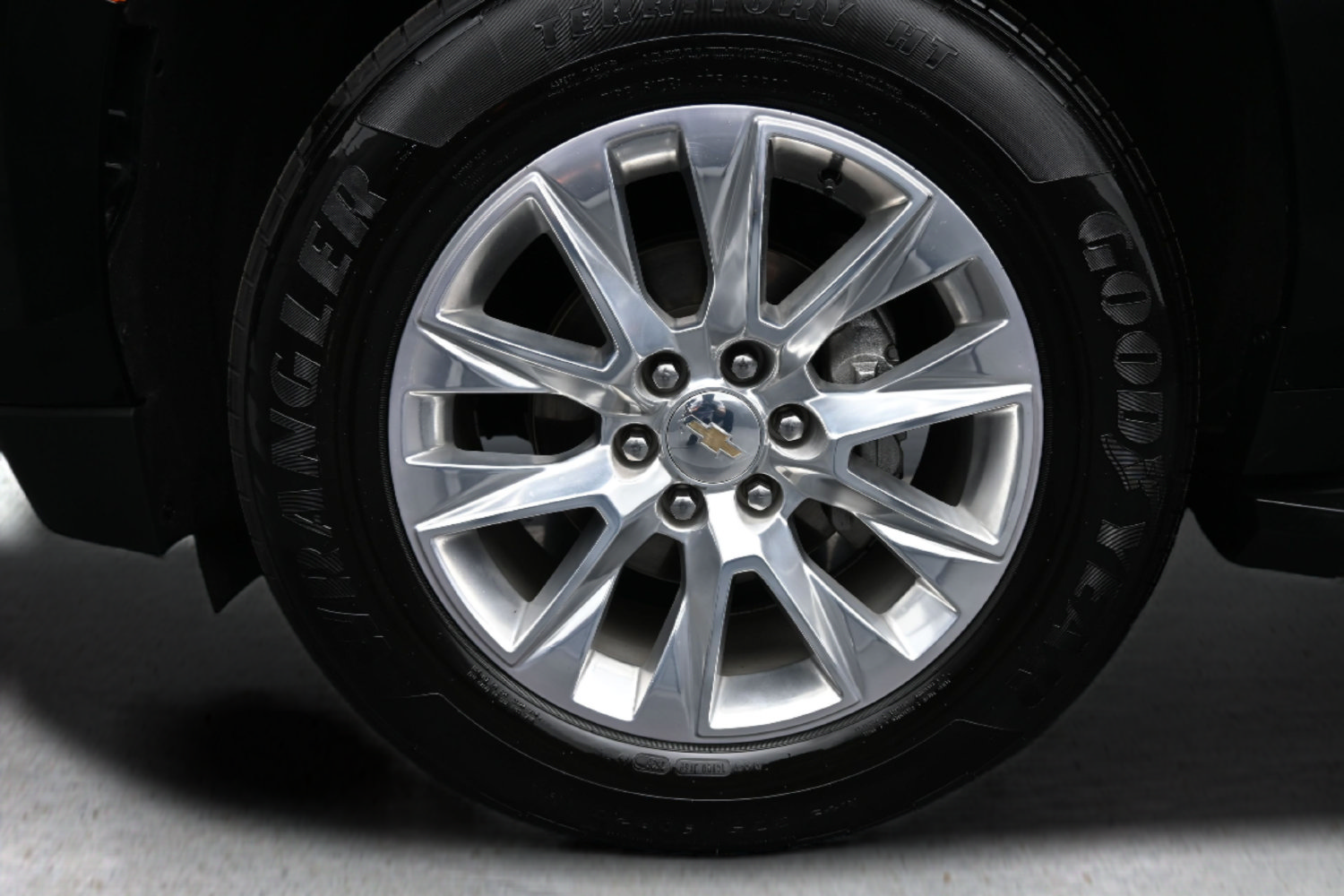 Used 2024 Chevrolet Tahoe Premier AWD/4WD image 26