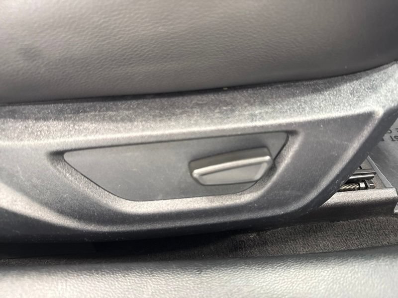 Used 2020 Ford Mustang Premium RWD image 12