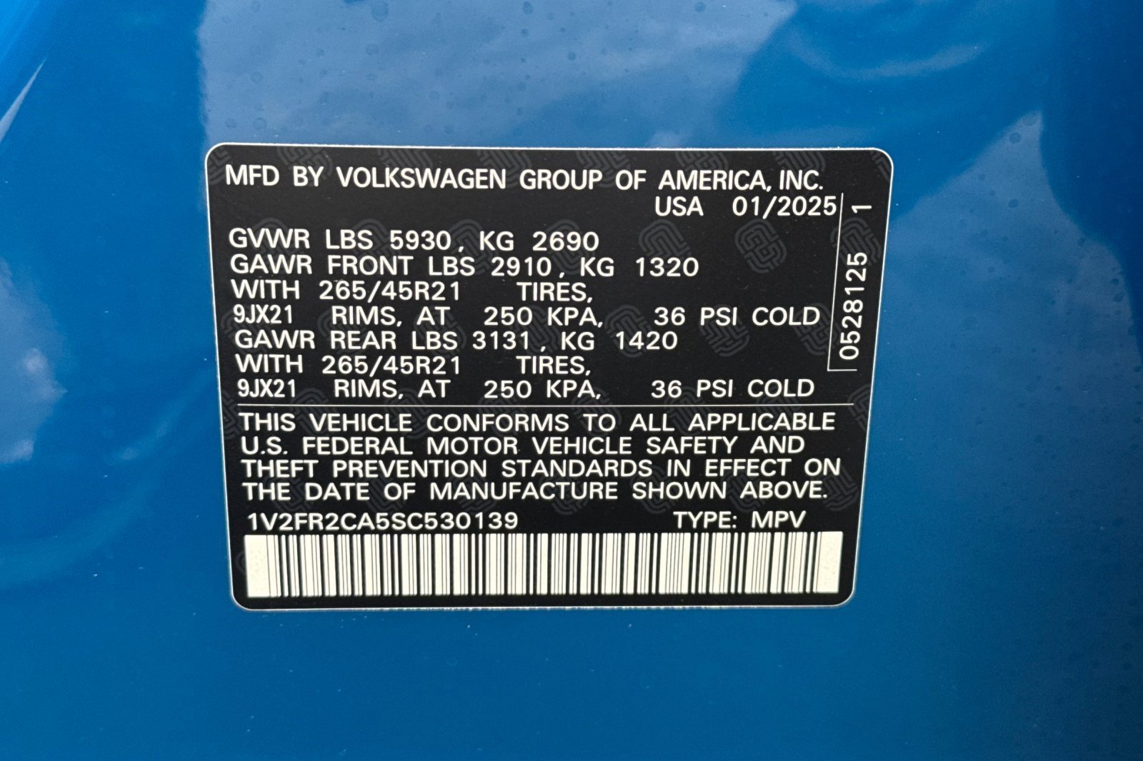 New 2025 Volkswagen Atlas SEL Premium R-Line image 24
