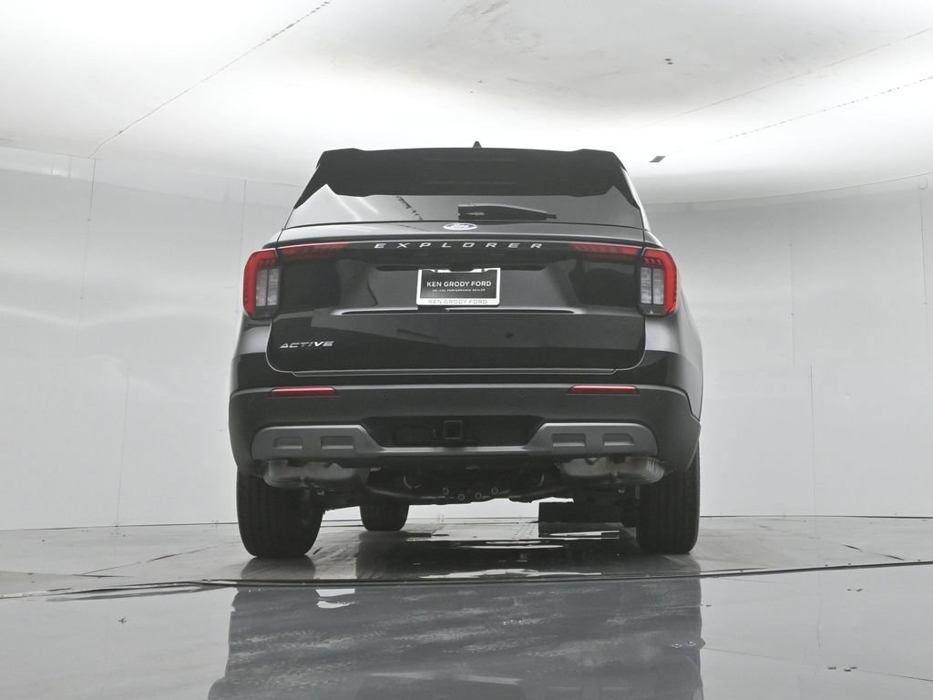 New 2026 Ford Explorer Active w/ Active Comfort Package RWD image 46