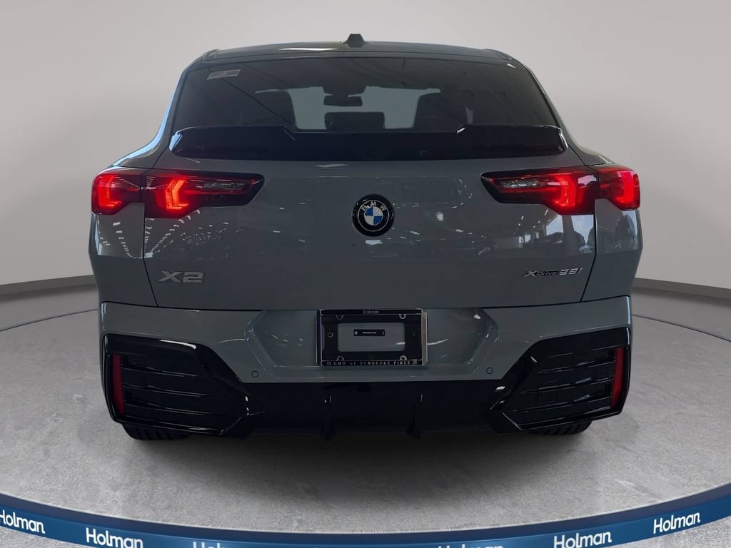 New 2026 BMW X2 xDrive28i w/ M Sport Package AWD/4WD image 5