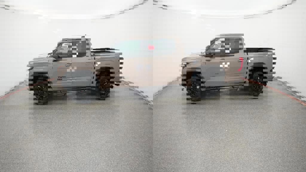 New 2026 Toyota Tundra SR5 image 3