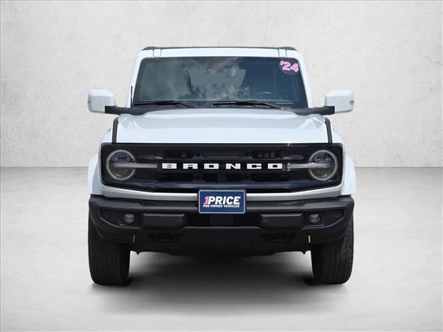 Used 2024 Ford Bronco Outer Banks image 2