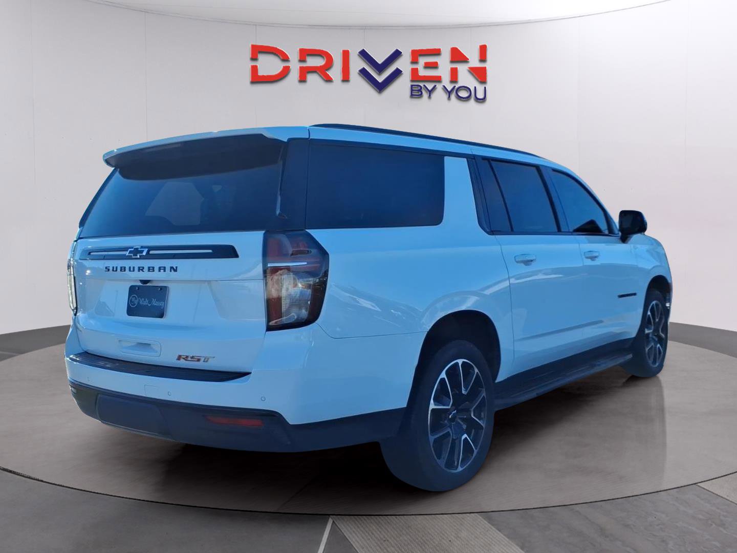 Used 2023 Chevrolet Suburban RST w/ Luxury Package image 30