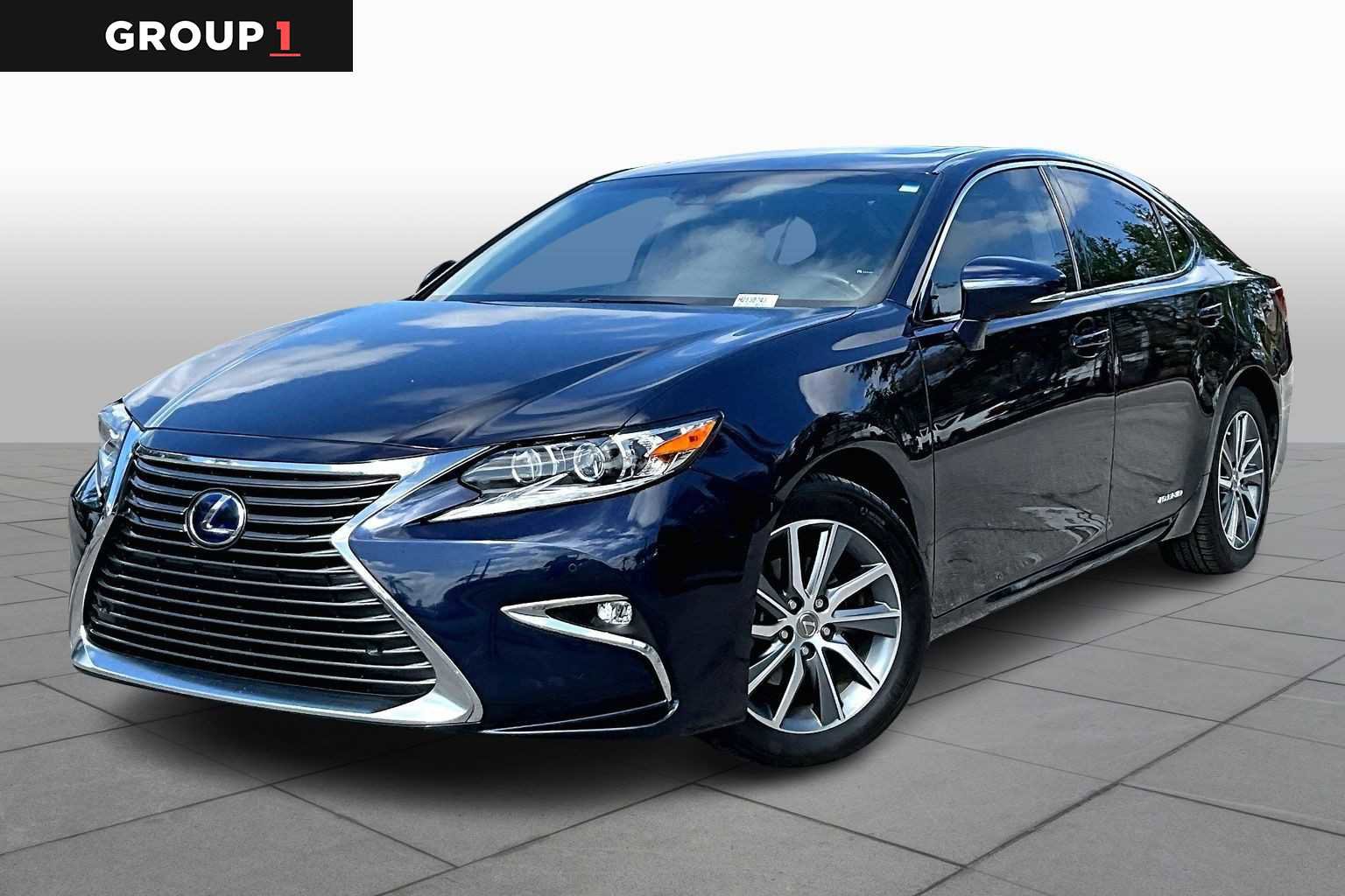 Used 2017 Lexus ES 300h image 1