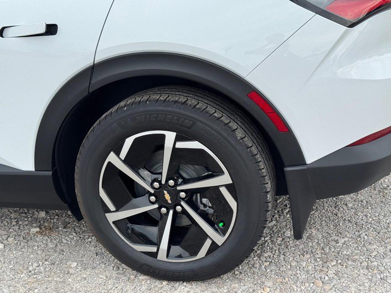 New 2026 Chevrolet Equinox EV LT FWD video 4