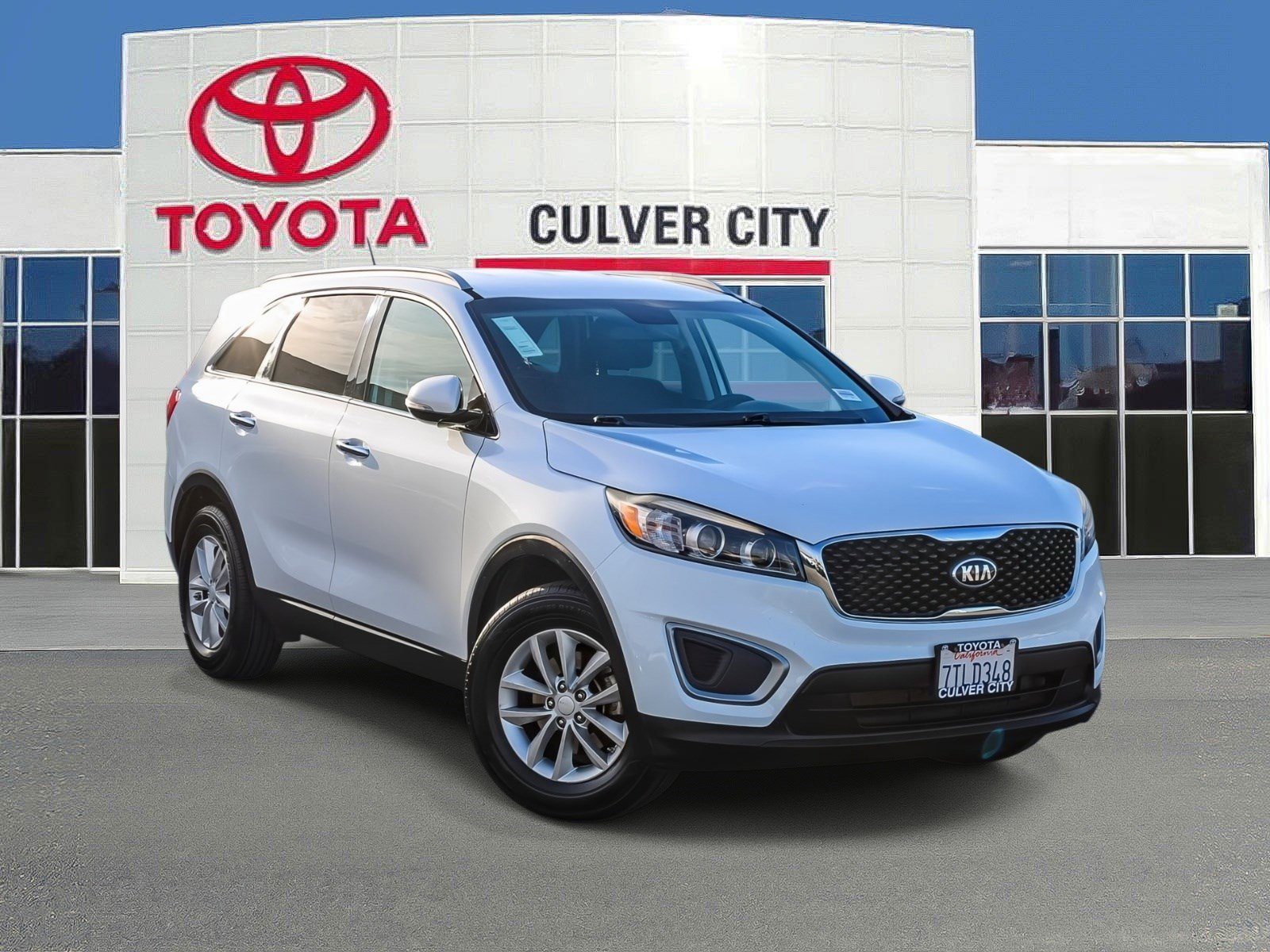 Used 2017 Kia Sorento LX