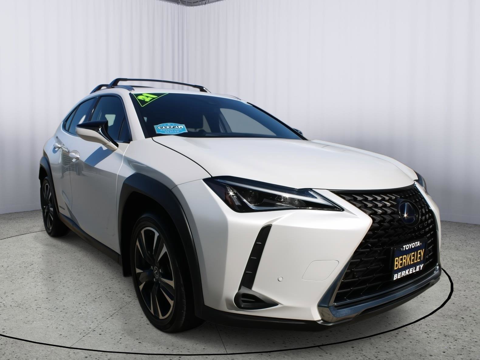 Used 2021 Lexus UX 250h w/ Accessory Package (Z2)
