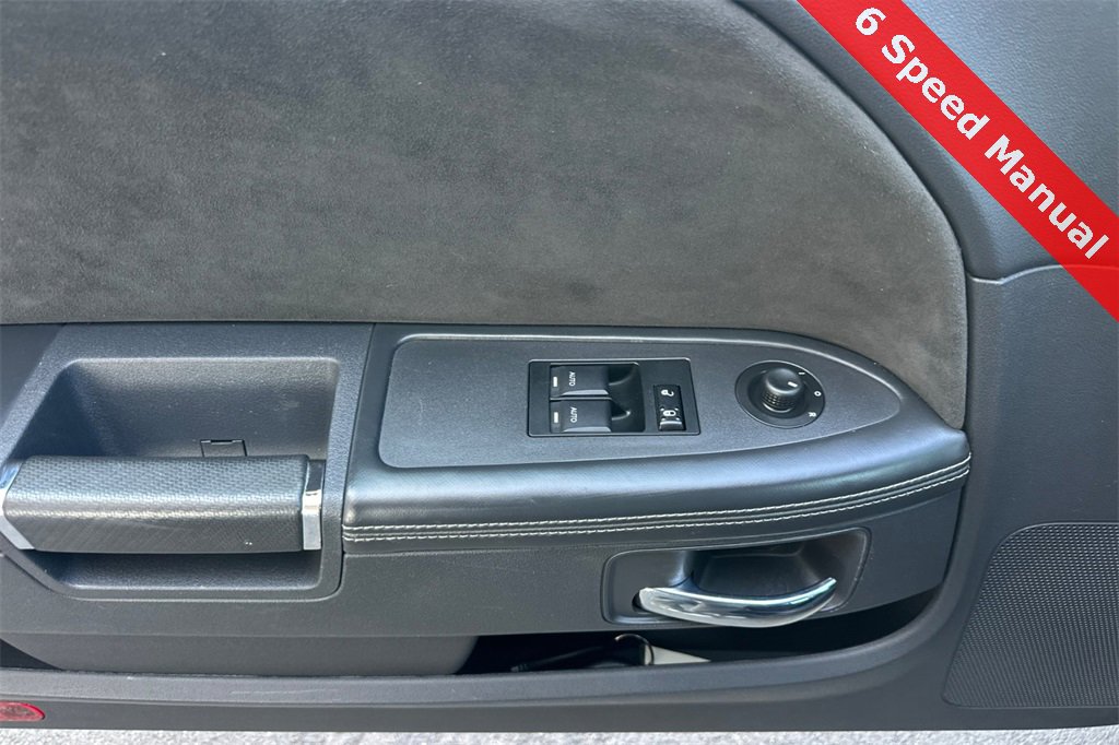 Used 2009 Dodge Challenger SRT8 w/ SRT Option Group II image 11