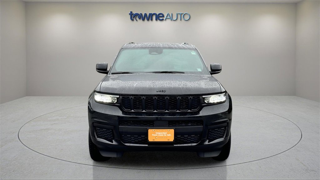 Used 2025 Jeep Grand Cherokee L Altitude image 8