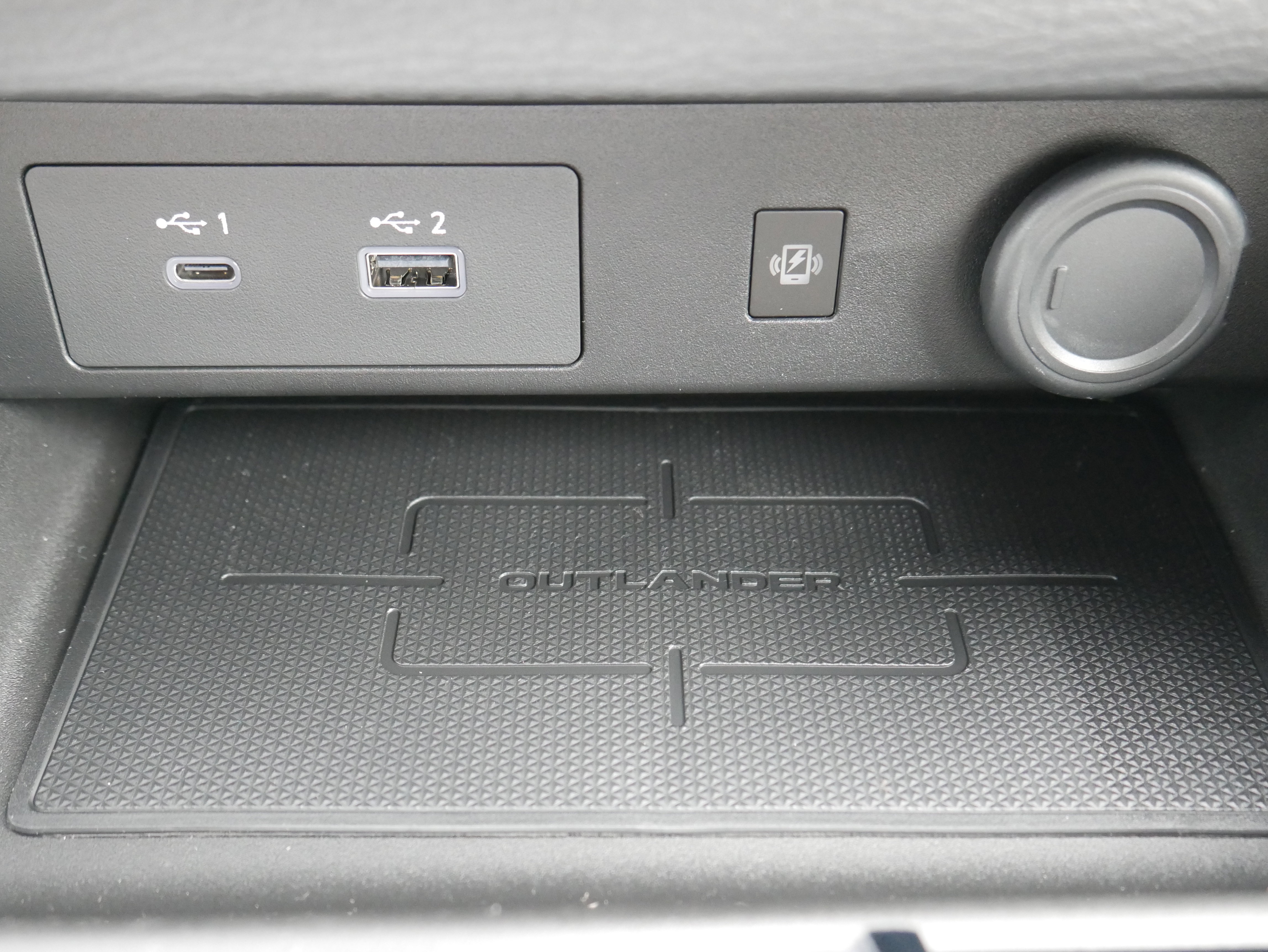 New 2025 Mitsubishi Outlander 4WD Plug-In Hybrid image 20