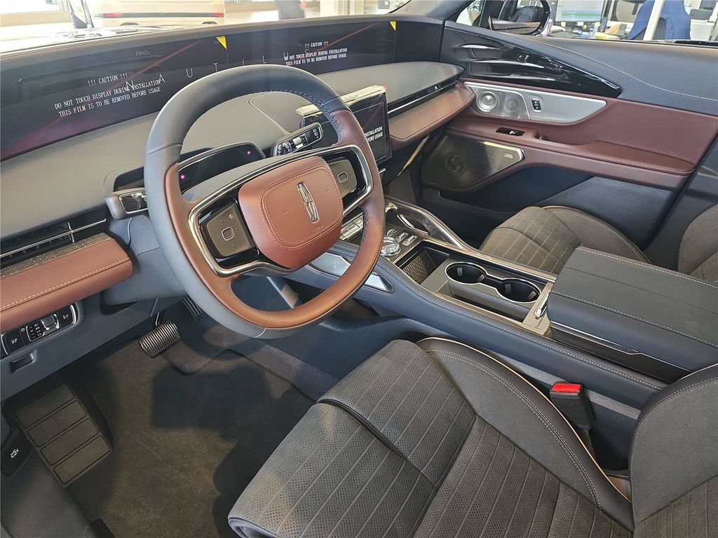 New 2026 Lincoln Nautilus Black Label w/ Jet Appearance Package AWD/4WD image 16