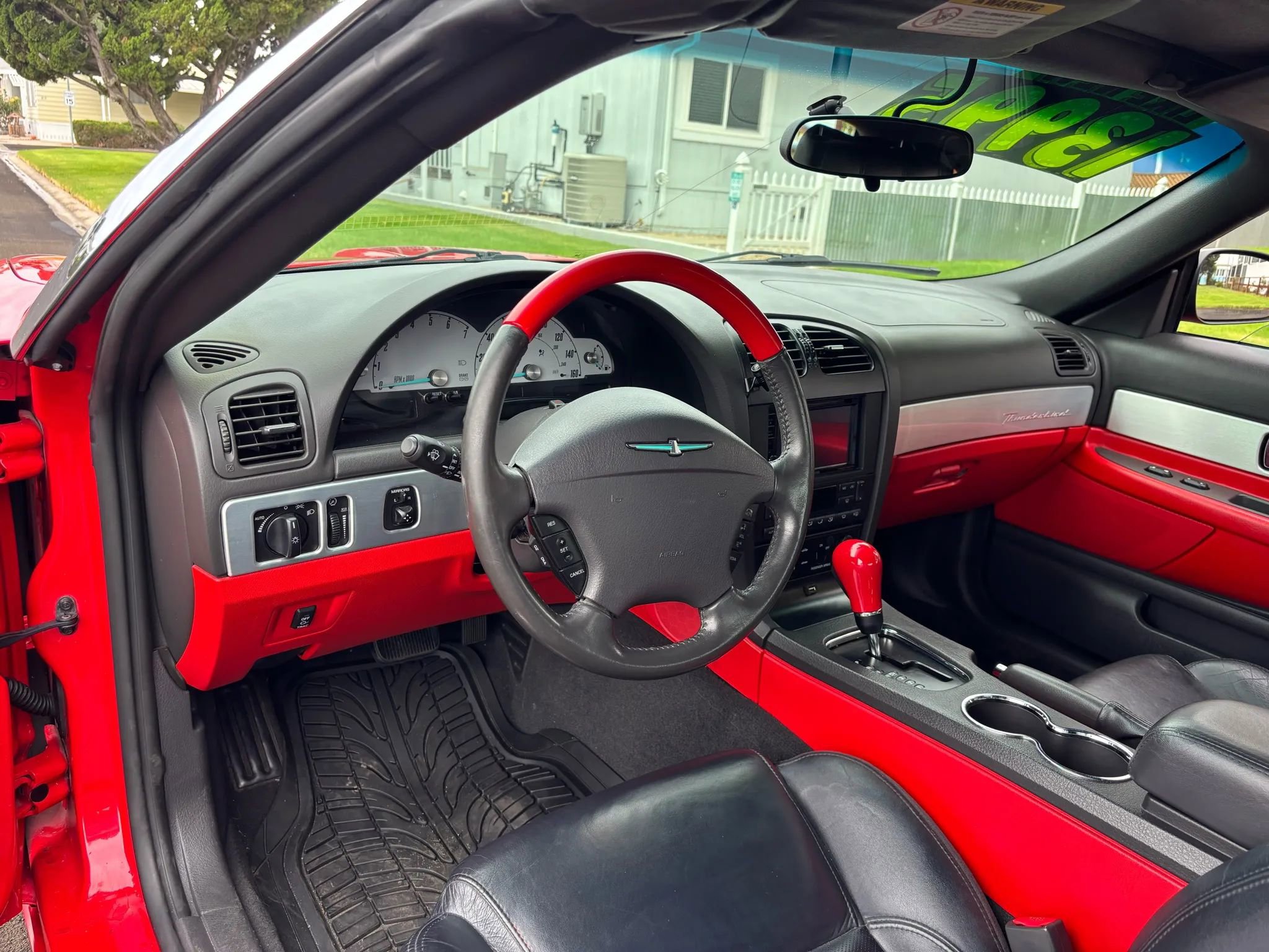 Used 2002 Ford Thunderbird image 2