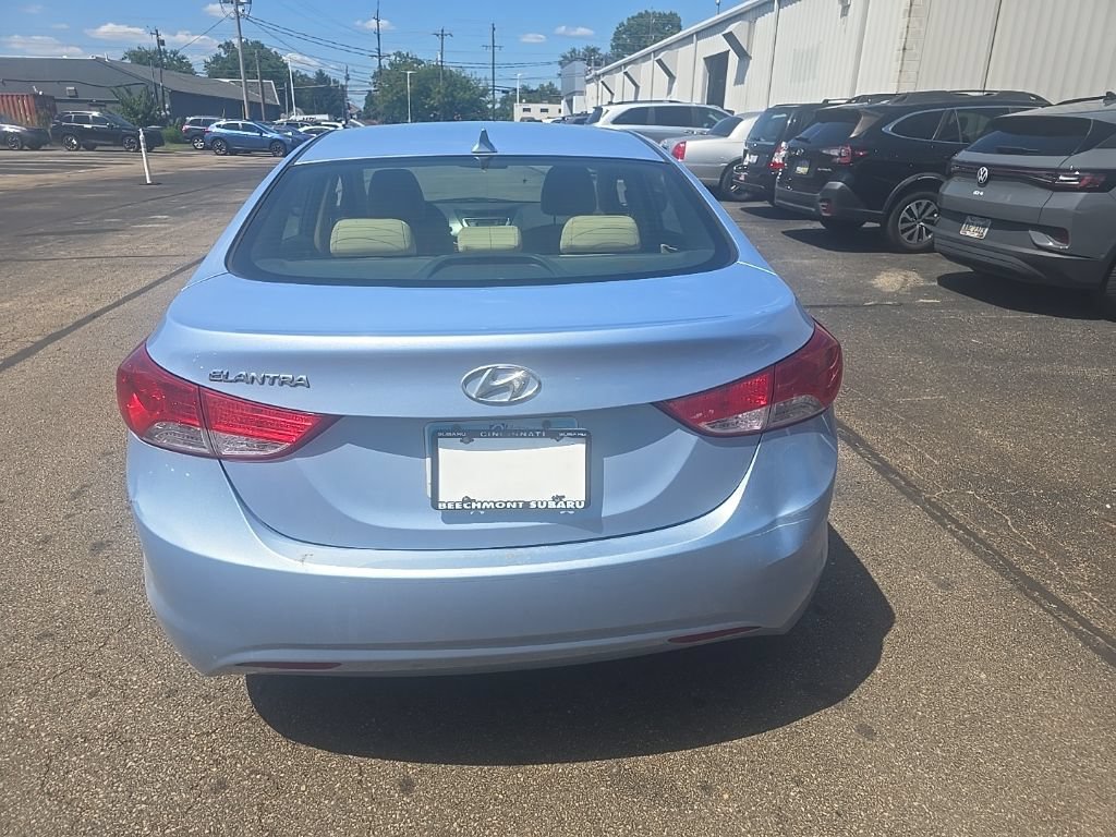 Used 2012 Hyundai Elantra GLS FWD image 6