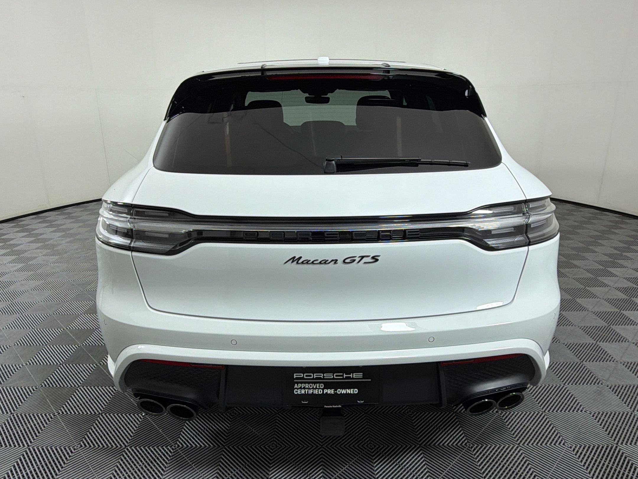 Used 2025 Porsche Macan GTS AWD/4WD image 11