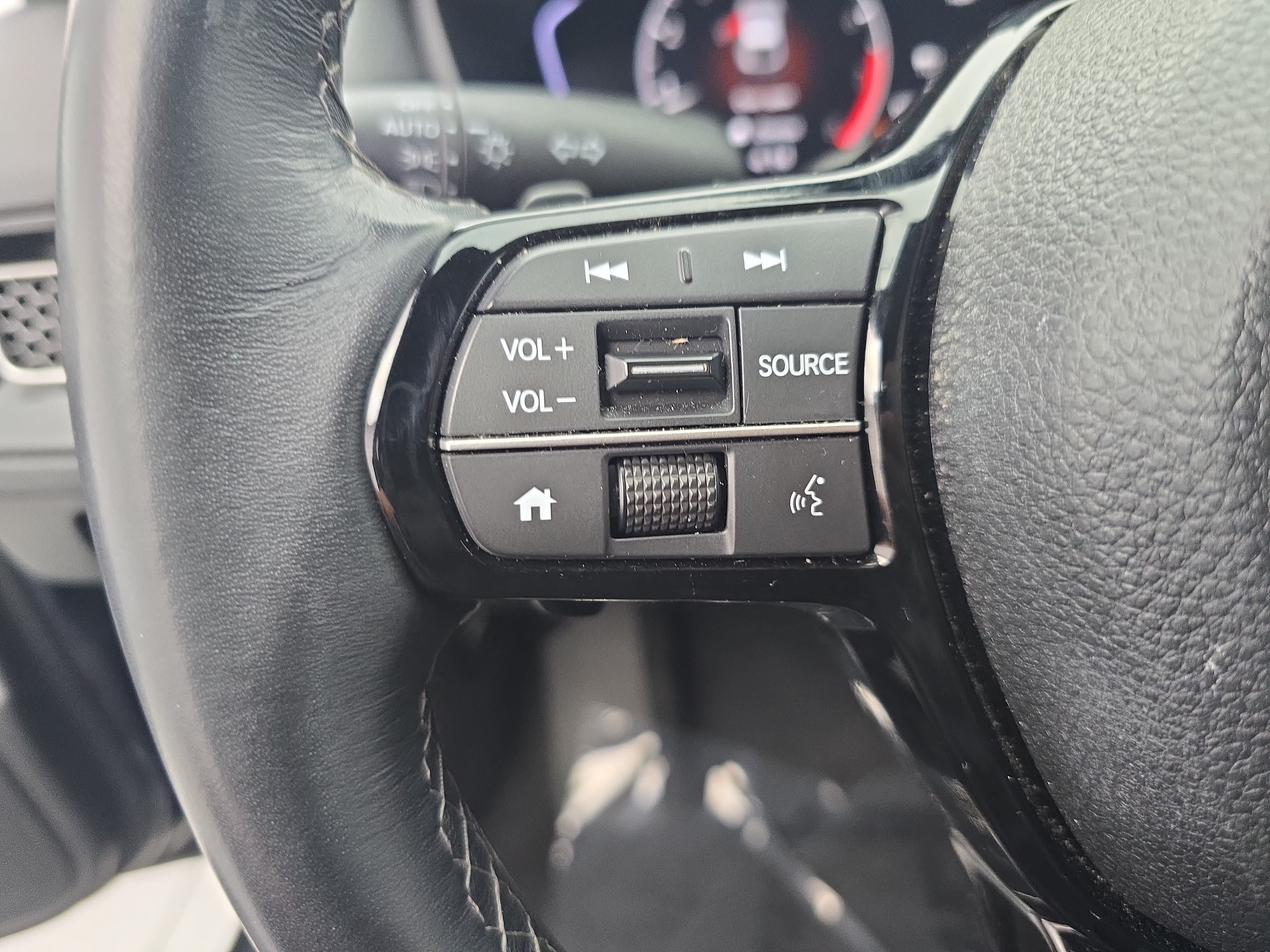 Certified 2025 Honda Civic Sport image 16