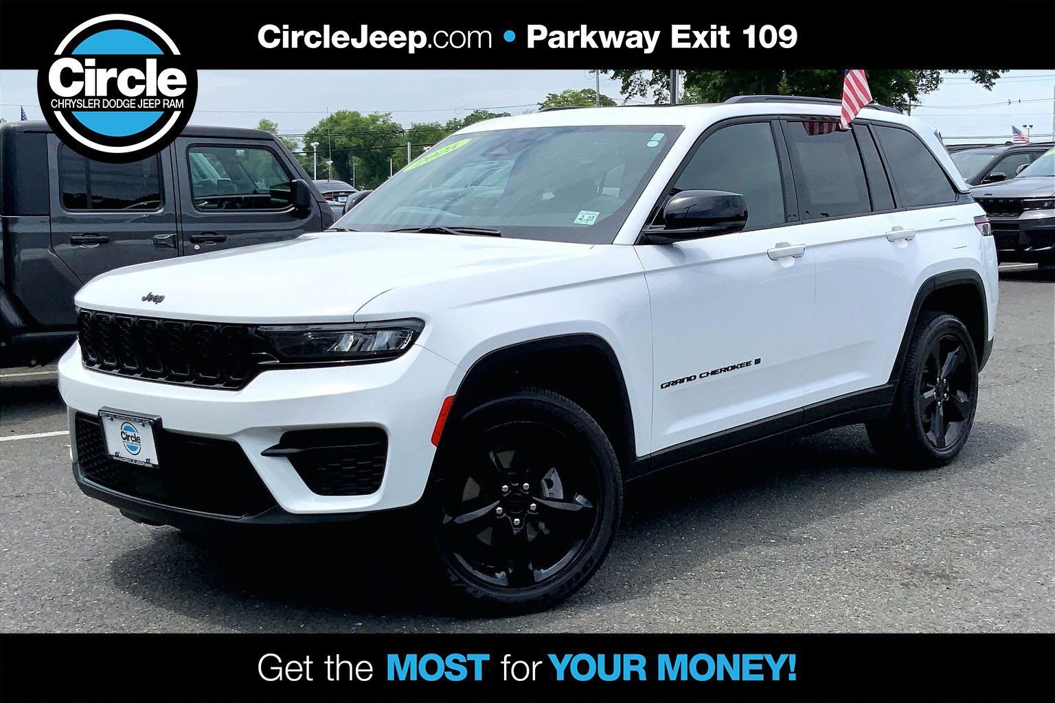 Used 2025 Jeep Grand Cherokee Altitude