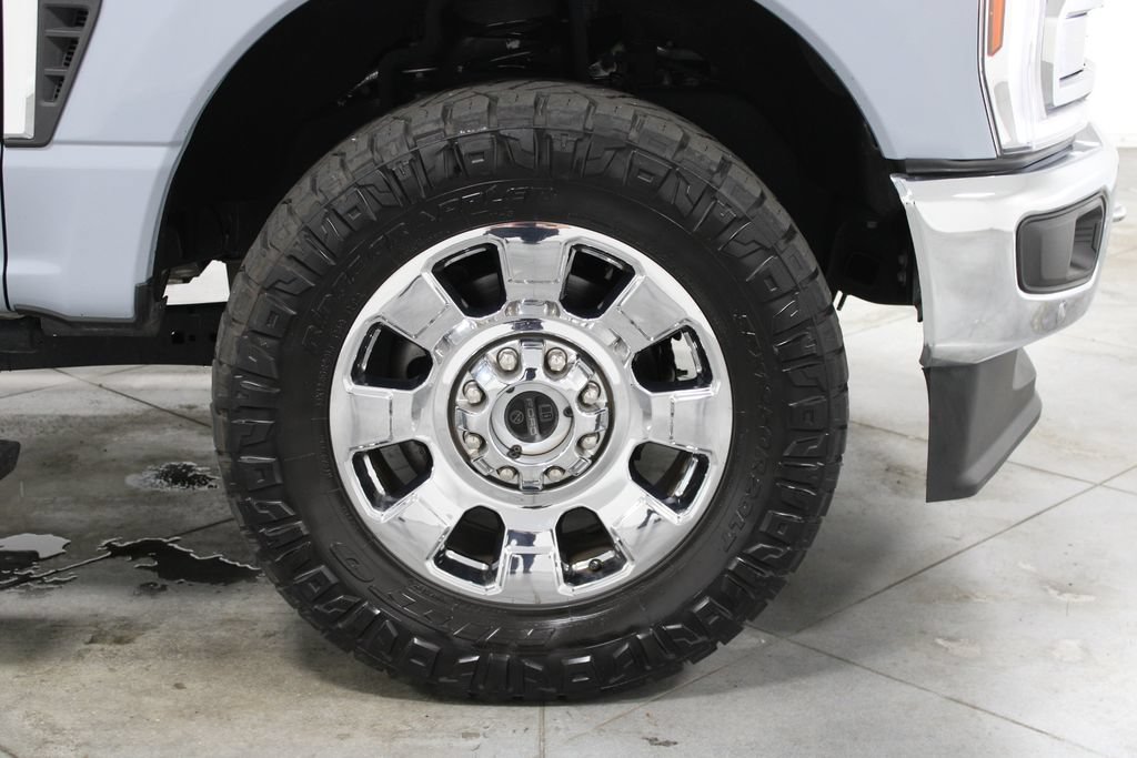 Used 2024 Ford F250 Lariat w/ Lariat Ultimate Package AWD/4WD image 16