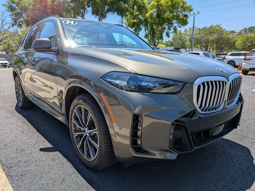 Used 2024 BMW X5 xDrive50e w/ M Sport Package AWD/4WD image 8