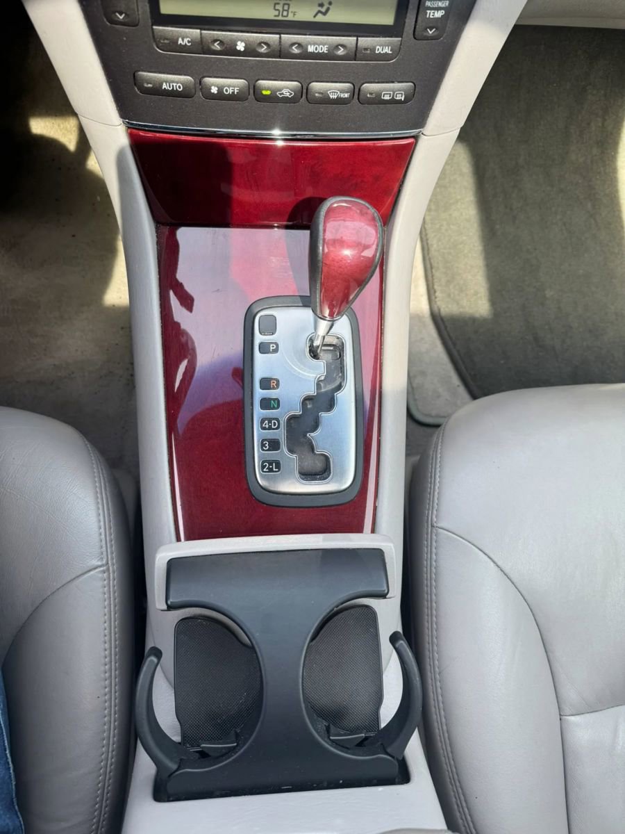 Used 2003 Lexus ES 330 image 38