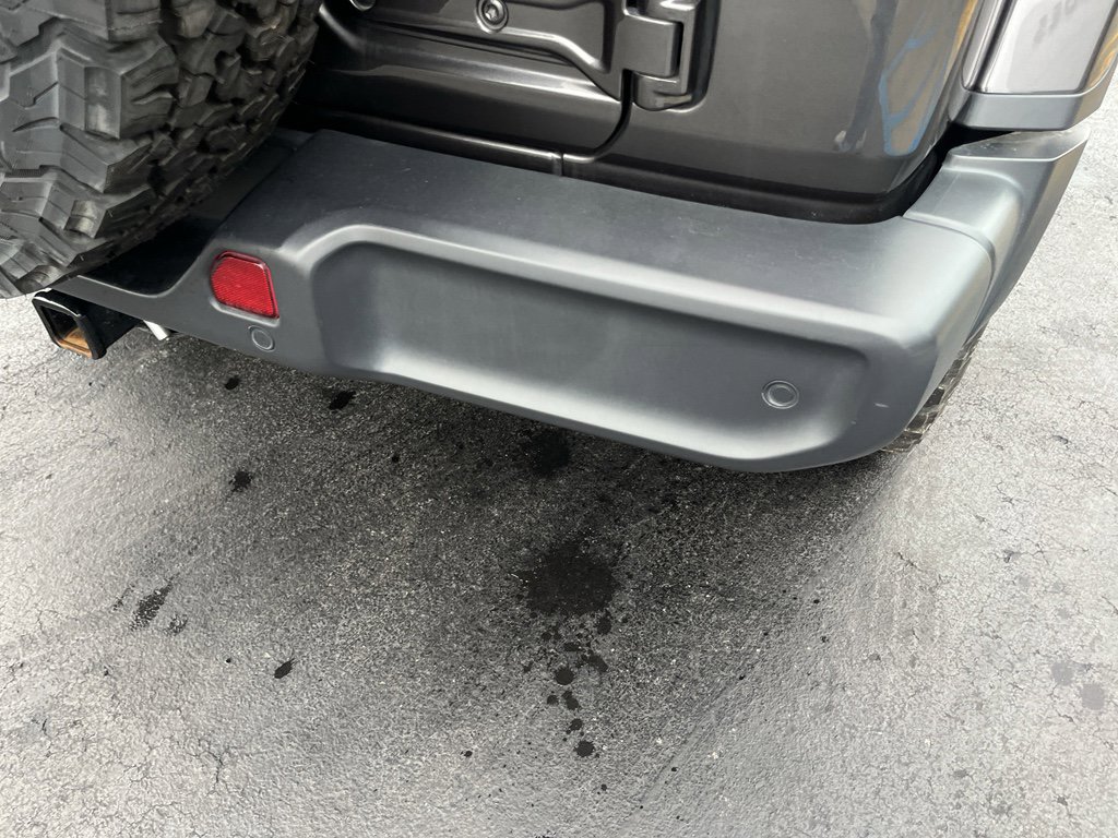 Used 2018 Jeep Wrangler Unlimited Sahara image 33