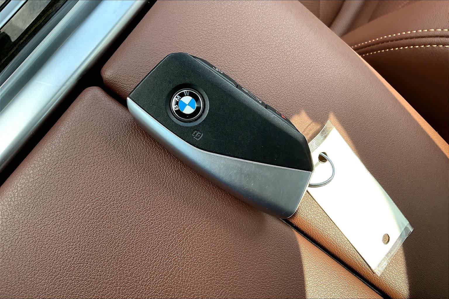 Used 2024 BMW X5 xDrive40i w/ Premium Package AWD/4WD image 14