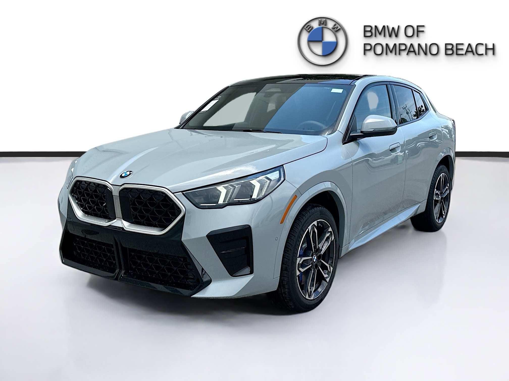 New 2026 BMW X2 xDrive28i w/ M Sport Package AWD/4WD image 3