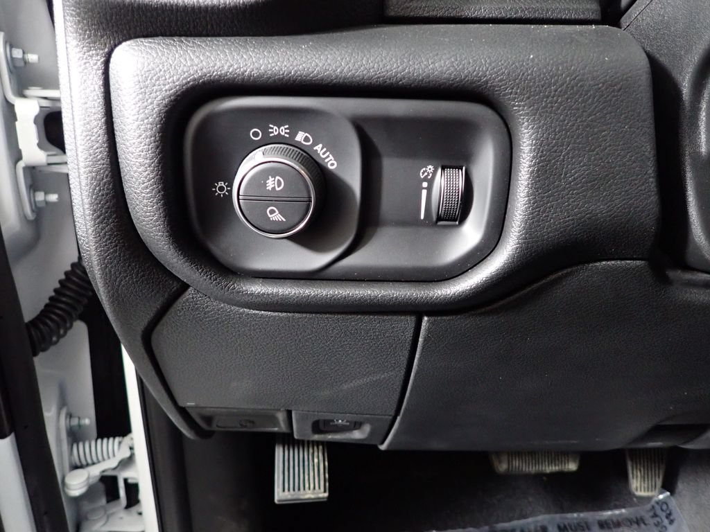 New 2026 RAM 2500 Tradesman AWD/4WD image 24