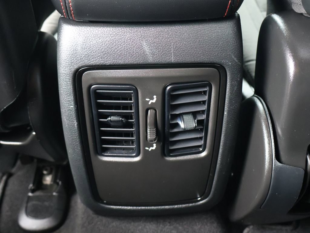 Used 2025 Dodge Durango GT image 25