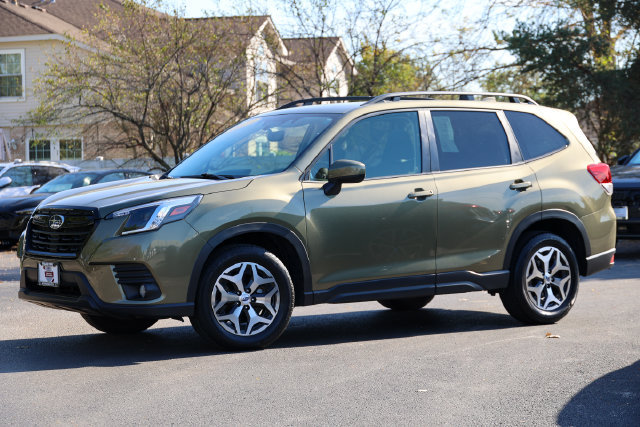 Certified 2023 Subaru Forester Premium AWD/4WD image 17