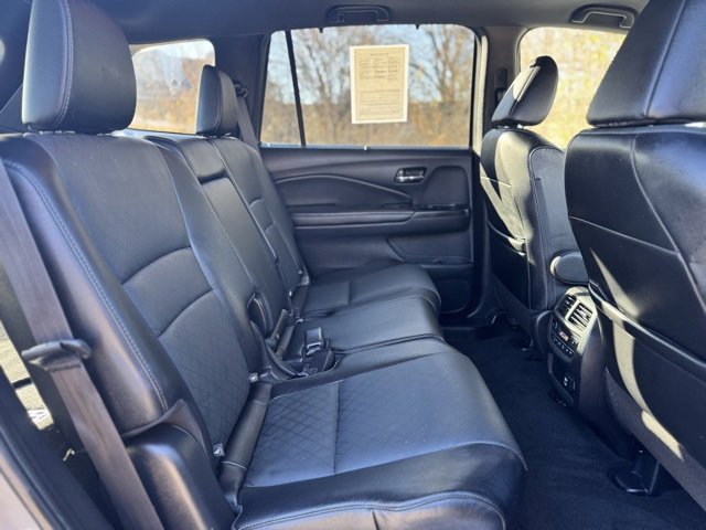 Used 2019 Honda Passport Touring image 17