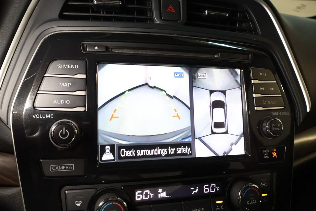 Used 2017 Nissan Maxima Platinum w/ Interior Lighting Package FWD image 31
