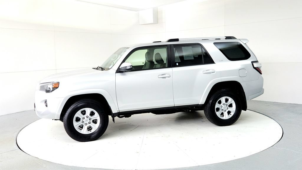 Certified 2023 Toyota 4Runner SR5 Premium w/ Moonroof Package AWD/4WD image 3